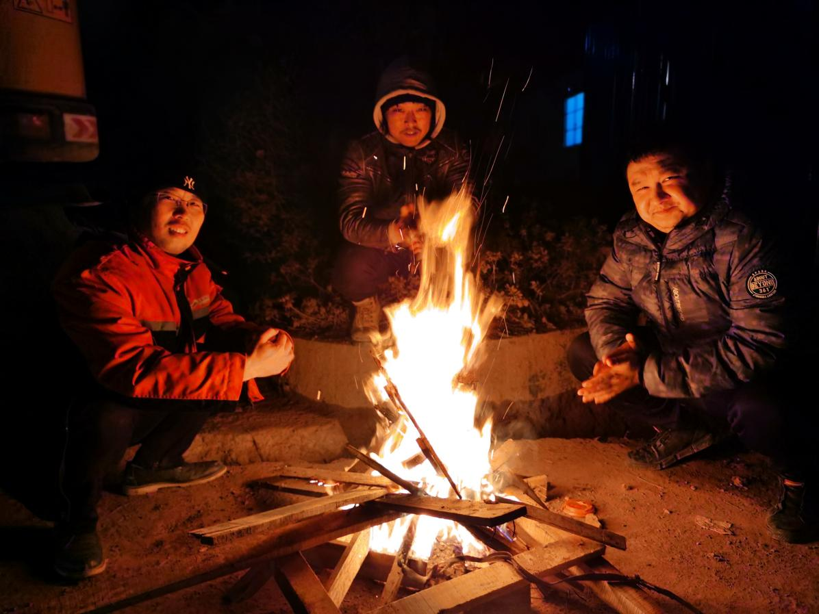 由白宝强导演的莲花湖圣莲华彩水水舞光影秀在达州莲花湖上演(图1)